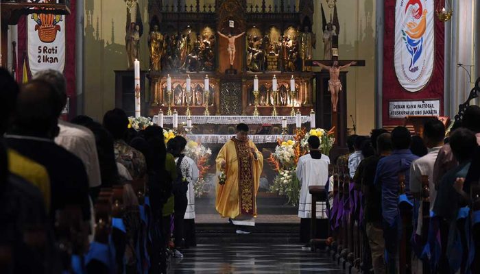 AHY Sampaikan Pesan di Hadapan Jemaat Misa Paskah, Ajak Tetap Waspada Sikapi Gejolak Konflik Timur Tengah